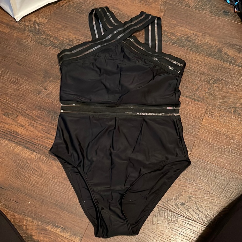 NWT Cross cross mesh one piece bathing suit